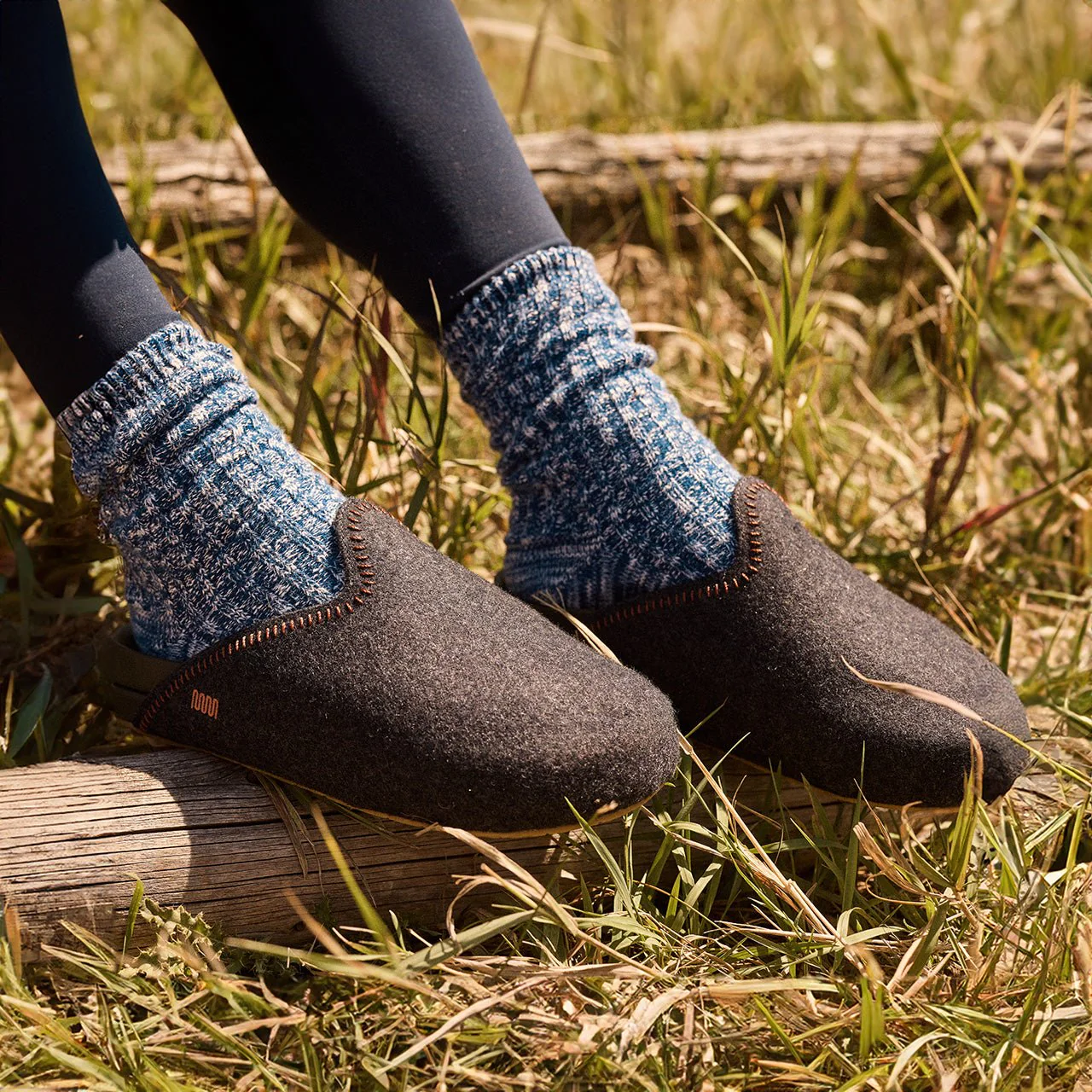 The Woolie Burro - Charcoal with Green Vegan Leather - Image 4