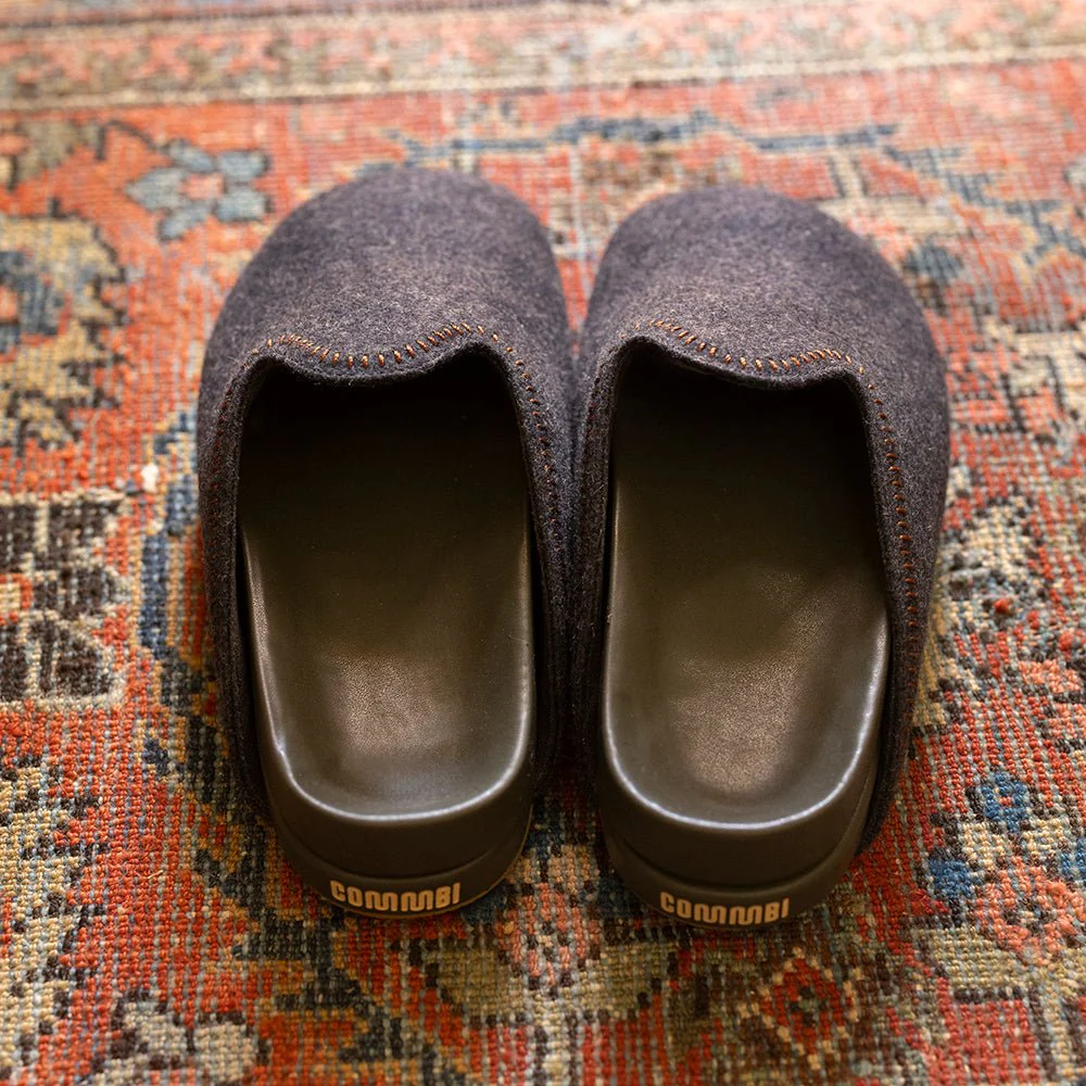 The Woolie Burro - Charcoal with Green Vegan Leather - Image 5